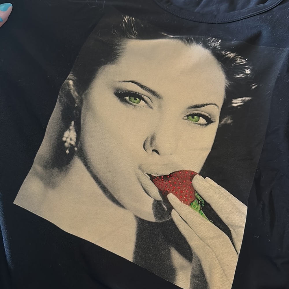 Angelina Jolie Size Large Black Fan T-Shirt
